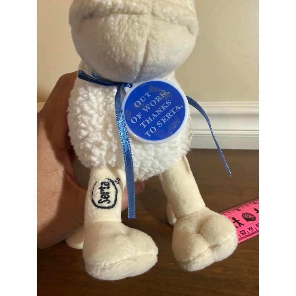 Serta Counting Sheep 7 Plush Advertising Character White Blue Medallion 8 inch